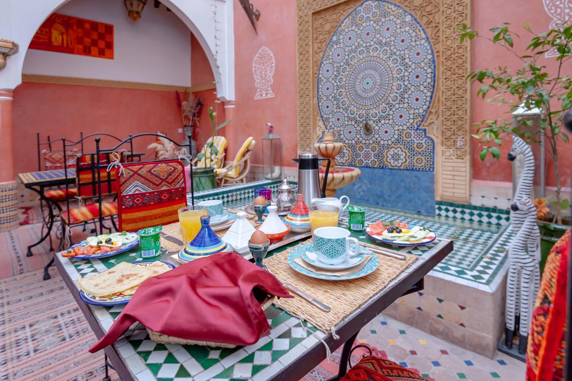 Riad Losra Marrakesh Bagian luar foto